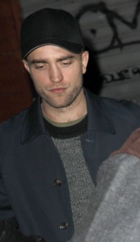 11 Noviembre - Nuevas fotos de Rob en el concierto de FKA Twigs, anoche!!! (10 Noviembre) 85d723363599930