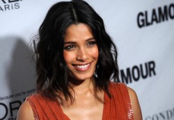  Freida Pinto - Glamour 2014 Women of the Year Awards in NY  A70ca5363652503