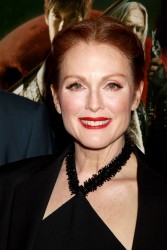 Julianne Moore - 'Seventh Son' special screening in NYC 1/30 7a419c386407739