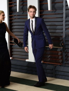 24 Febrero - Más imágenes de Rob y sus amigos en la fiesta de los Oscars de Vanity Fair!!! (22 Febrero) 4edd59392577328