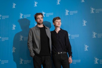 12 Marzo - Nuevas / Antiguas imágenes de Rob en la Berlinale, en HQ y UHQ!!! (Parte 1) E2c79c395439091