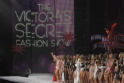 Victoria Secret Fashion Show, 11.15.2008 - 452xHQ 244e7f395861097