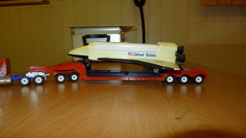 Peterbilt Tieflader mit Space Shuttle siku 4016 6039e7298898250