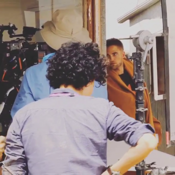 14 Enero - Capturas Video BTS de Rob en "The Rover"!!! Fe5eaf301020197