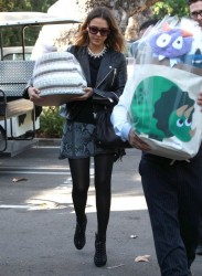 Jessica Alba - at Gwen Stefani's baby shower in Bel-Air 2/8/ 079edc306814087