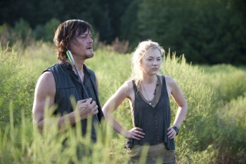 Photos promos saison 4 The Walking Dead - Page 3 82a72a309542392