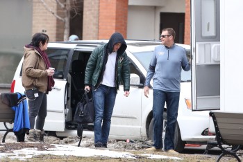 15 Marzo - Nuevas fotos de Rob en el set de "Life" !!!! 1db293314486784