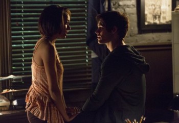 Photos promo TVD - Page 2 Cec9b8318866079