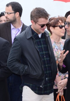 19 Mayo - Rob en el Photocall de Maps to the Stars en el Festival de Cine de Cannes 2014!!!! 024f6c327498683