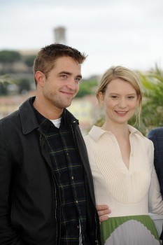 19 Mayo - Rob en el Photocall de Maps to the Stars en el Festival de Cine de Cannes 2014!!!! 0a8e52327496438