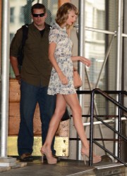 Taylor Swift Leaving a gym in New York City, 07/09/14  8cb464338042984