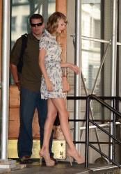 Taylor Swift Leaving a gym in New York City, 07/09/14  D8f565338042993