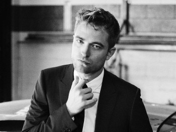 29 Julio -  Primeras imágenes de Rob para Esquire UK!!! ( + parte de la traducción) 698592341887201