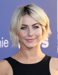 Julianne Hough @ Los Angeles Premiere 'Let's Be Cops' - Augu 247053343747582