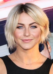 Julianne Hough @ Los Angeles Premiere 'Let's Be Cops' - Augu 67f41c343746063