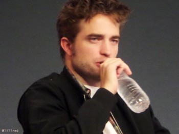 10 Agosto - Más Fotos Fan de Robert en The Rover Q&A 'Meet The Filmmakers' At The Apple Store!!! 7dea70344047787