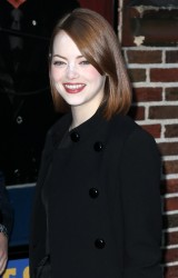 Emma Stone - 'Late Show with David Letterman' in NYC 12/15/1 215b12373714368