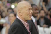 Брюс Уиллис (Bruce Willis) Looper Premiere during the 2012 Toronto International Film Festival in Toronto,06.09.2012 - 40xHQ 275679381288793