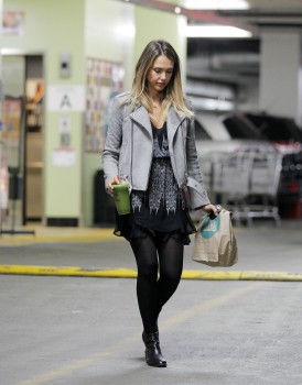 Jessica Alba Shopping in LA 1/13/15  F2fcd7381698989