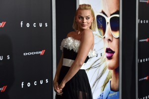 Margot Robbie - "Focus" premiere in LA - 02/24/2015  3f254d392900849