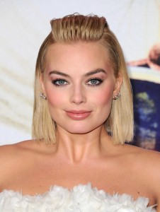 Margot Robbie - "Focus" premiere in LA - 02/24/2015  B561d0392901542