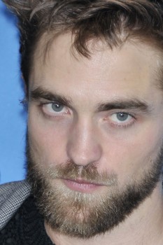 12 Marzo - Nuevas / Antiguas imágenes de Rob en la Berlinale, en HQ y UHQ!!! (Parte 1) 6c6420395435634