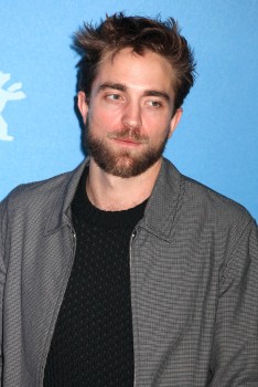 12 Marzo - Nuevas / Antiguas imágenes de Rob en la Berlinale, en HQ y UHQ!!! (Parte 1) 86d7ad395442792