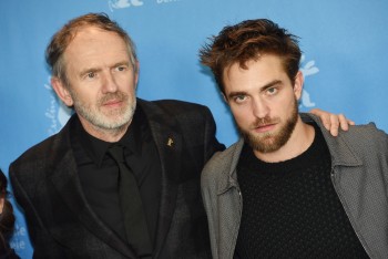 12 Marzo - Nuevas / Antiguas imágenes de Rob en la Berlinale, en HQ y UHQ!!! (Parte 1) B5e480395449726