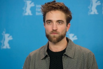 12 Marzo - Nuevas / Antiguas imágenes de Rob en la Berlinale, en HQ y UHQ!!! (Parte 1) 3b4ea2395450838