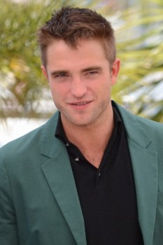 18 Mayo - Rob en el Photocall de "The Rover" en Cannes!!! B74705327324637