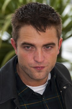 19 Mayo - Rob en el Photocall de Maps to the Stars en el Festival de Cine de Cannes 2014!!!! 34f3b1327493080