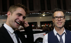 7 Junio - Nuevas imágenes y videos de la Premiere de The Rover en el Festival de Cine de Sydney, Australia!!! 6a8e73331505713