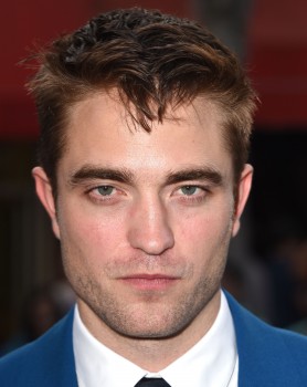 16 Junio - Rob en la Alfombra Roja de la Premiere de The Rover en LA - Parte 2!!!! 1184f1333030509