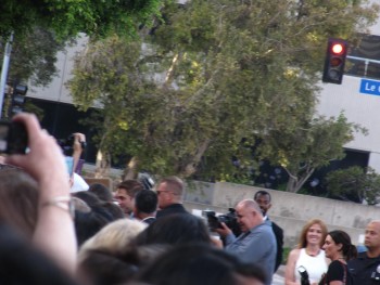 29 Junio - Más de 190 Fan Fotos de Rob de la premiere de "The Rover"!!! 8124d6335011787