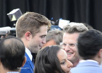 29 Junio - Más de 190 Fan Fotos de Rob de la premiere de "The Rover"!!! 88d6b7335012306