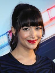 Hannah Simone @ Los Angeles Premiere 'Let's Be Cops' - Augus 29e7ee343745354