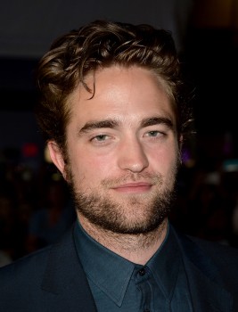 10 Septiembre - Rob en la Premiere de MTTS en TIFF!!! 110fb2350342228