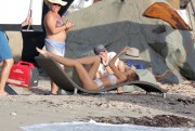 Кэндис Свейнпол (Candice Swanepoel) on the set of a Victoria's Secret shoot in Caribbean 06.11.14 - 49 HQ  25dc61362902394