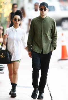 6 Diciembre - Nuevas imágenes HQ de Rob y FKA Twigs, ayer!!! ( 5 Diciembre) 45a0e9369922621