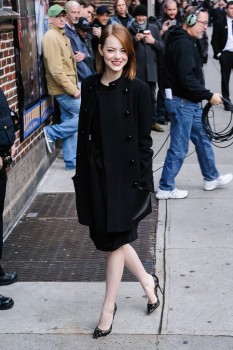 Emma Stone - 'Late Show with David Letterman' in NYC 12/15/1 898ad0373125623