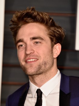 24 Febrero - Más imágenes de Rob y sus amigos en la fiesta de los Oscars de Vanity Fair!!! (22 Febrero) E62363392575426