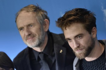 12 Marzo - Nuevas / Antiguas imágenes de Rob en la Berlinale, en HQ y UHQ!!! (Parte 1) 61b0f5395447661