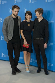 12 Marzo - Nuevas / Antiguas imágenes de Rob en la Berlinale, en HQ y UHQ!!! (Parte 1) Cffcec395445080