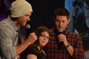 J2 Gold panel #DallasCon Bf2b2e436420464