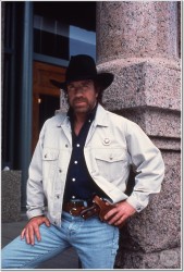 Крутой Уокер / Walker, Texas Ranger (Чак Норрис / Chuck Norris) сериал 1993-2001 B12f68504607695