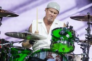 The Red Hot Chili Peppers - Perfoms on stage at T in The Park Festival in Strathallan Castle, Scotland, July 10 2016 (34xHQ) Bf6b2c523509217