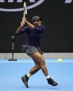 Серена Уильямс (Serena Williams) practice session ahead of the 2017 Australian Open at Melbourne Park (Melbourne, 15.01.2017) (68xHQ) A033c3530476632
