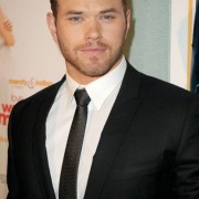 Kellan Lutz - Imagenes/Videos de Paparazzi / Estudio/ Eventos etc. - Página 18 15a441132787449