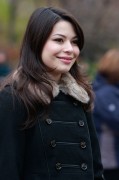 Nov 25, 2010 - Miranda Cosgrove - "Macy's Thanksgiving Day" 84th Annual Parade In NYC D42b18108219050