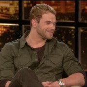 Kellan Lutz - Imagenes/Videos de Paparazzi / Estudio/ Eventos etc. - Página 18 43c933132828835